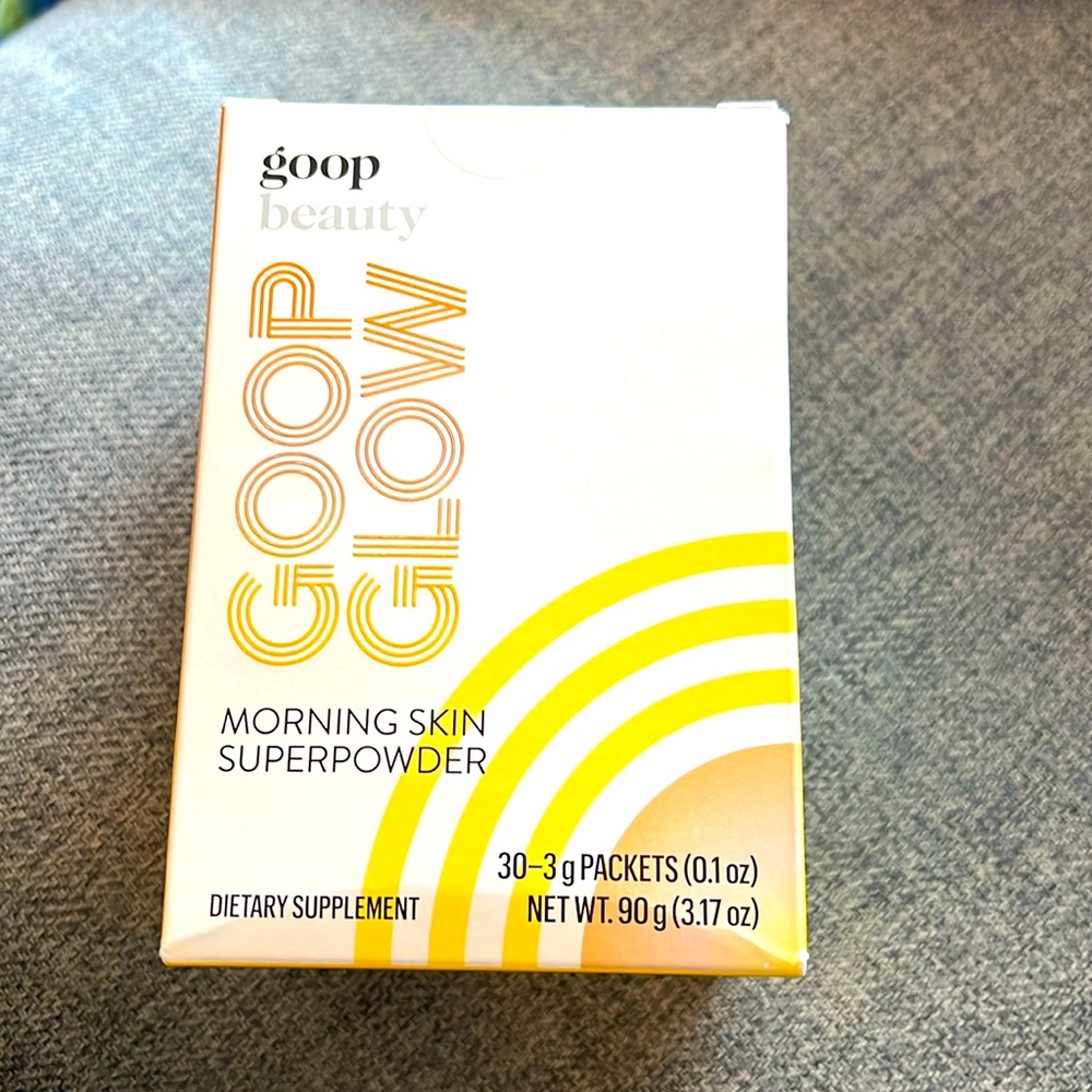 New in box. Goop Glow Morning Skin Superpowder supplements. Expired 10/2023